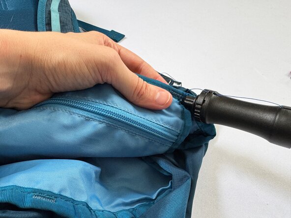 Expedition Sewing Awl, Start the stitch: crwdns2935265:014crwdnd2935265:02crwdnd2935265:03crwdne2935265:0