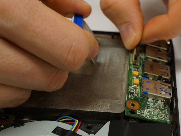 ASUS U46E-RAL7 Audio Board Replacement: crwdns2935265:011crwdnd2935265:03crwdnd2935265:03crwdne2935265:0