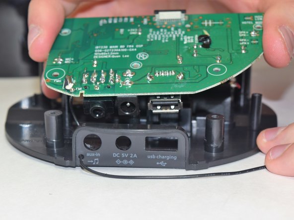 iHome iBT230 Motherboard  Replacement: crwdns2935265:04crwdnd2935265:02crwdnd2935265:02crwdne2935265:0