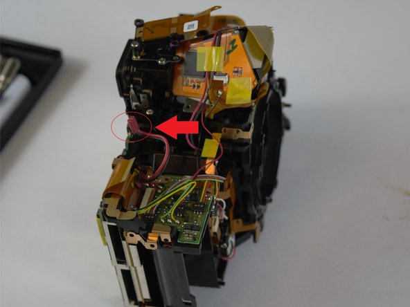 Nikon D610 Flash Capacitor Replacement, Flash Capacitor: crwdns2935265:09crwdnd2935265:02crwdnd2935265:02crwdne2935265:0