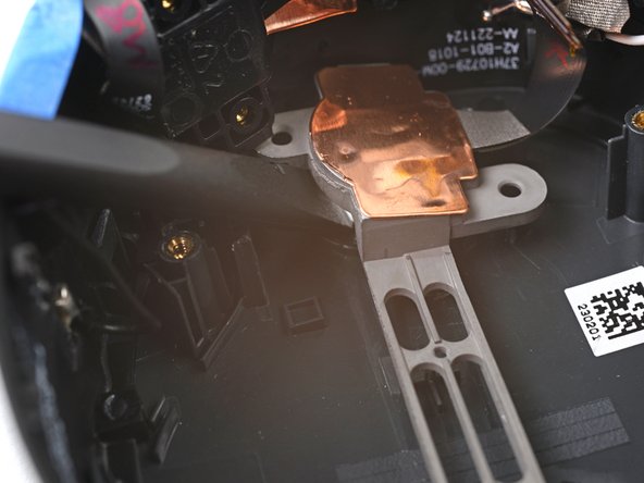 HTC Vive XR Elite Camera Array Replacement, Separate the left adhesive: crwdns2935265:0101crwdnd2935265:03crwdnd2935265:03crwdne2935265:0