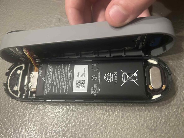 Google Nest Doorbell WiFi GWX3T Battery Replacement, Open the housing: crwdns2935265:02crwdnd2935265:02crwdnd2935265:02crwdne2935265:0