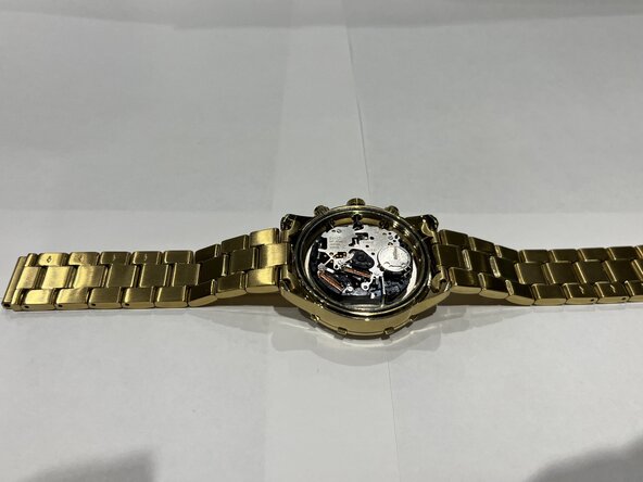 How to Replace a Guess W0016L2 Watch Battery: crwdns2935265:04crwdnd2935265:02crwdnd2935265:02crwdne2935265:0