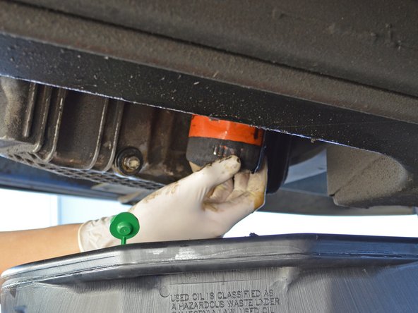 1995-1999 Dodge/Plymouth Neon Oil Change (SOHC): crwdns2935265:06crwdnd2935265:02crwdnd2935265:03crwdne2935265:0