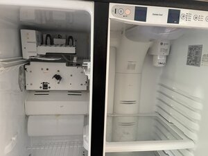 GE Kühlschrank/Gefrierschrank PCG23NHMHFBB