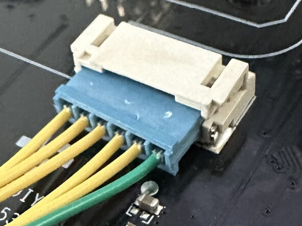 Installation du Mod Kit 8BitDo pour manette N64, Connecter le nouveau joystick: étape 13, image 1 de 2