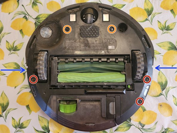 iRobot Roomba i6 Battery Replacement, Remove the Bottom Cover: crwdns2935265:01crwdnd2935265:02crwdnd2935265:03crwdne2935265:0