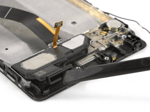 Huawei P9 Plus Display with Frame Replacement: step 14, image 2 of 2