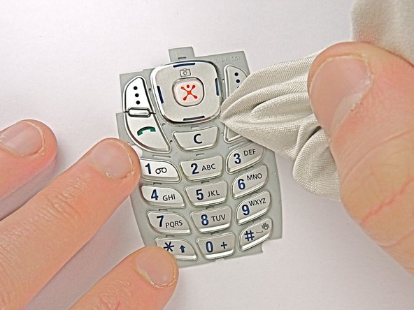 How to clean the Samsung SGH-E317 keypad: crwdns2935265:012crwdnd2935265:02crwdnd2935265:02crwdne2935265:0