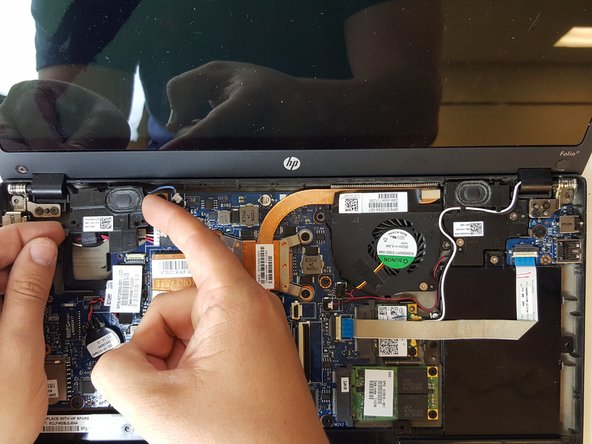 HP Folio 13t-1000 Audio Speakers Replacement: crwdns2935265:011crwdnd2935265:02crwdnd2935265:03crwdne2935265:0