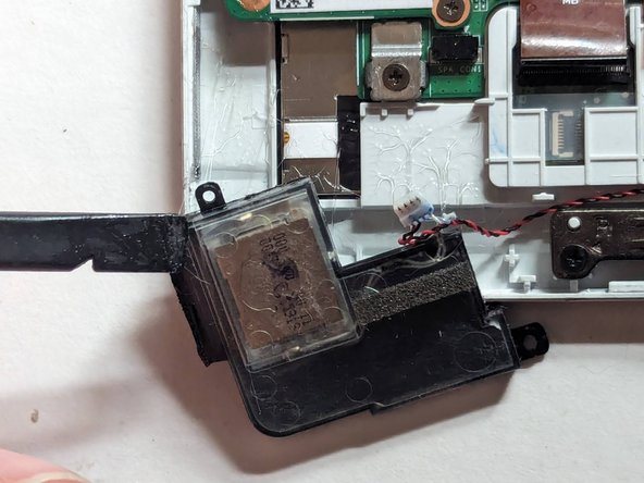 Acer Iconia W510 Speaker Replacement, Remove the Right Speaker: crwdns2935265:014crwdnd2935265:03crwdnd2935265:03crwdne2935265:0