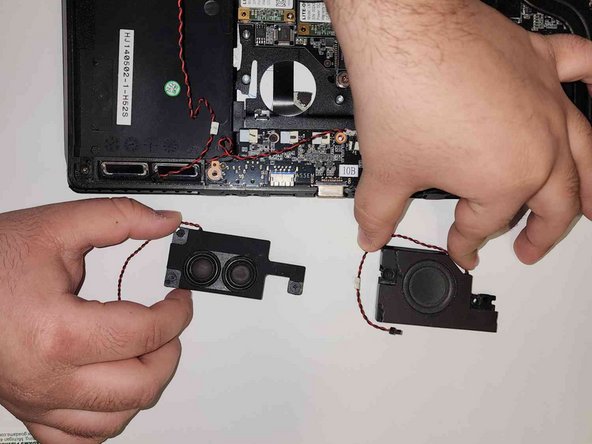 Aorus X7 v2 Speaker Replacement: crwdns2935265:03crwdnd2935265:03crwdnd2935265:03crwdne2935265:0