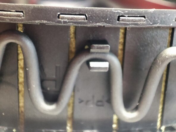Headband repair, Release the cable: crwdns2935265:02crwdnd2935265:01crwdnd2935265:02crwdne2935265:0