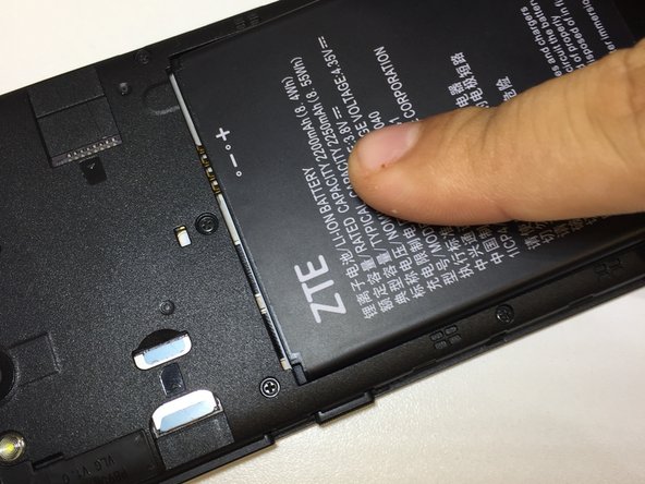 ZTE ZFive G LTE Battery Replacement: crwdns2935265:03crwdnd2935265:02crwdnd2935265:02crwdne2935265:0