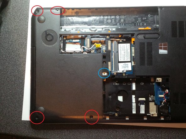 HP Envy m6 1220sb Disassembly, removing the screws..: crwdns2935265:05crwdnd2935265:02crwdnd2935265:02crwdne2935265:0
