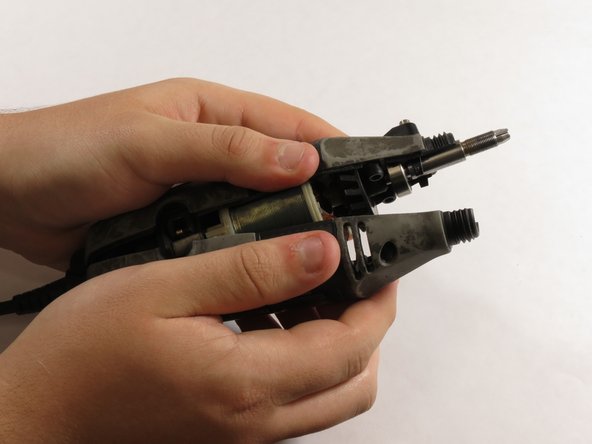 Dremel MultiPro 395 On/Off Switch Replacement: crwdns2935265:07crwdnd2935265:02crwdnd2935265:03crwdne2935265:0