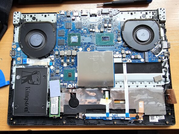 Lenovo Legion Y530-15ICH Upper Case with Keyboard Replacement, Removing the heatsink assembly: crwdns2935265:06crwdnd2935265:03crwdnd2935265:03crwdne2935265:0