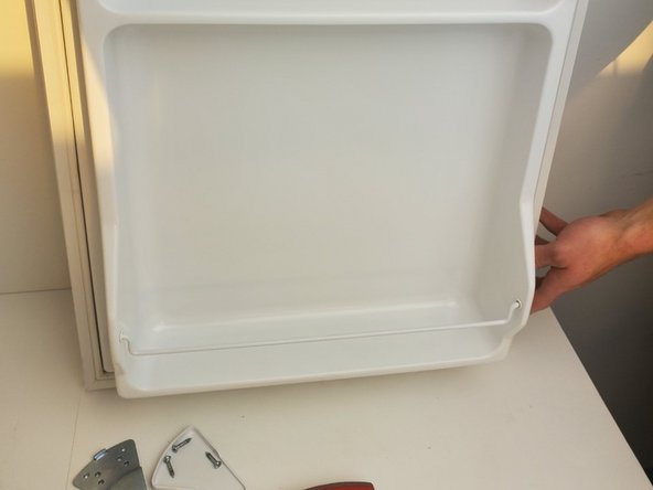 Mini Fridge Hinges Replacement: crwdns2935265:04crwdnd2935265:03crwdnd2935265:03crwdne2935265:0