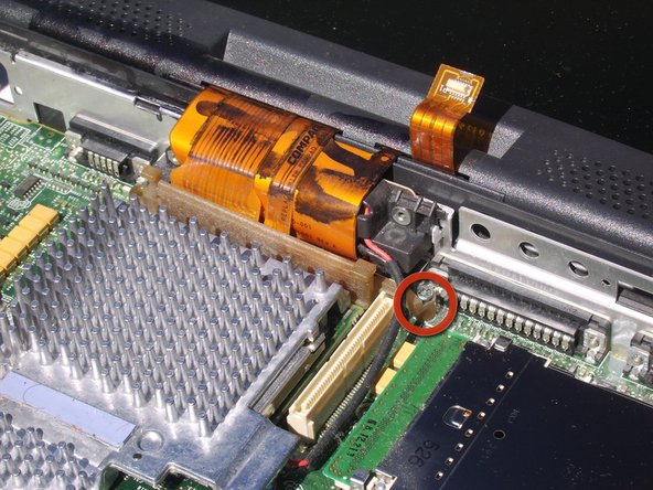 Disassembling the Compaq Armada 7800: crwdns2935265:021crwdnd2935265:02crwdnd2935265:02crwdne2935265:0