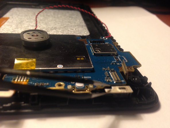 Amazon Fire 5th Generation Teardown, Power Button cable: crwdns2935265:012crwdnd2935265:02crwdnd2935265:02crwdne2935265:0