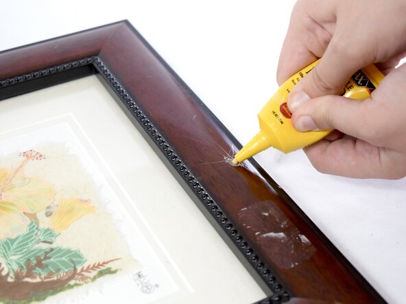 How to Repair a Chipped Wooden Picture Frame: step 2, image 1 of 2