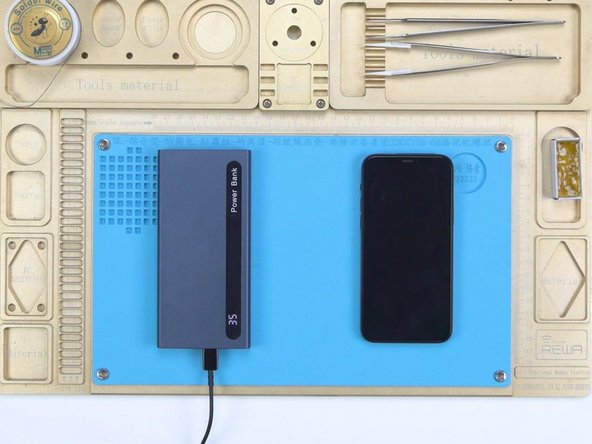 Reuse Old Batteries As A Power Bank, Test charging: crwdns2935265:010crwdnd2935265:02crwdnd2935265:02crwdne2935265:0