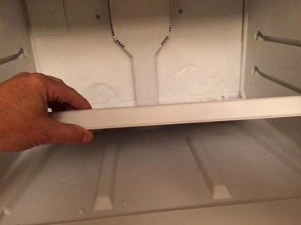 How to replace the defrost thermostat: step 4, image 1 of 3