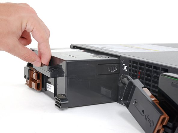 APC Smart-UPS SRT30000XLA Battery Assembly Replacement, Remove the battery assembly: crwdns2935265:07crwdnd2935265:02crwdnd2935265:02crwdne2935265:0