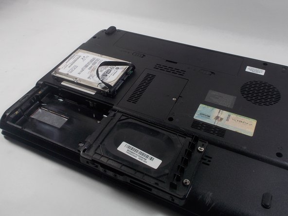 Toshiba Satellite L305D-S5895 Hard Drive Replacement: crwdns2935265:05crwdnd2935265:03crwdnd2935265:03crwdne2935265:0