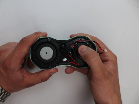 Altec Lansing Baby Boom XL Driver Replacement: step 4, image 1 of 2