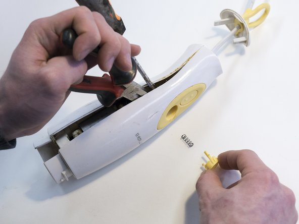 ProLine HB25 Disassembly: Schritt 3, Bild 2 von 2