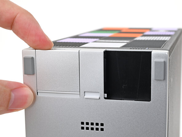 Framework Desktop DIY Edition Quick Start Guide, Install the Expansion Cards: crwdns2935265:041crwdnd2935265:02crwdnd2935265:03crwdne2935265:0