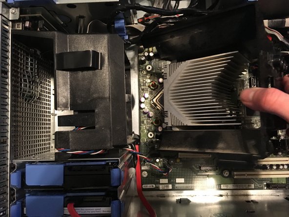 Dell Optiplex GX620 Fan Replacement, Remove the heat sink.: stap 0, afbeelding 3 van 3