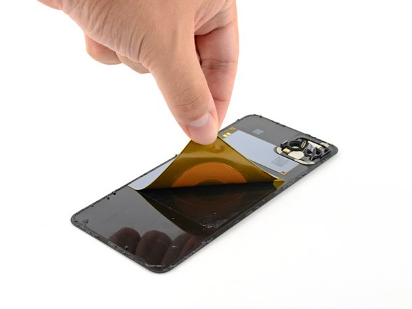 Google Pixel 4 XL Wireless Charging Coil Replacement, Remove the wireless charging coil: crwdns2935265:024crwdnd2935265:02crwdnd2935265:03crwdne2935265:0