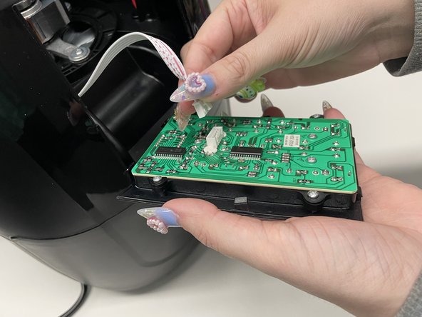 Gourmia GAF536 Screen Circuit Board Replacement: crwdns2935265:07crwdnd2935265:03crwdnd2935265:03crwdne2935265:0