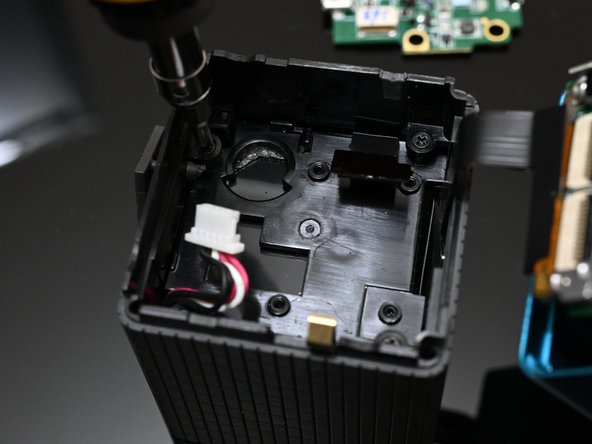 Full Lytro First Generation Teardown (The Easy Way), Unscrew the Battery/CPU Assembly: crwdns2935265:014crwdnd2935265:02crwdnd2935265:03crwdne2935265:0