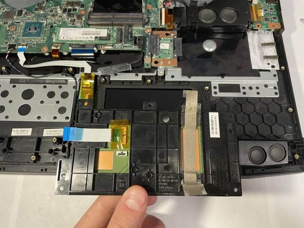 Acer Predator 17 G9-791 Trackpad Replacement: crwdns2935265:015crwdnd2935265:03crwdnd2935265:03crwdne2935265:0