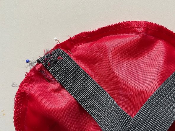 How to Repair a Broken Webbing in a Sleeping Bag, Prepare the seam: crwdns2935265:03crwdnd2935265:02crwdnd2935265:03crwdne2935265:0