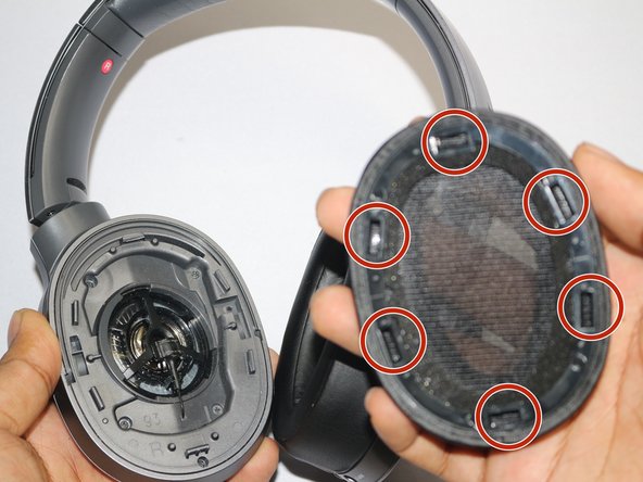 Sony WH-H900n Earpad Cushion Replacement: crwdns2935265:03crwdnd2935265:02crwdnd2935265:02crwdne2935265:0