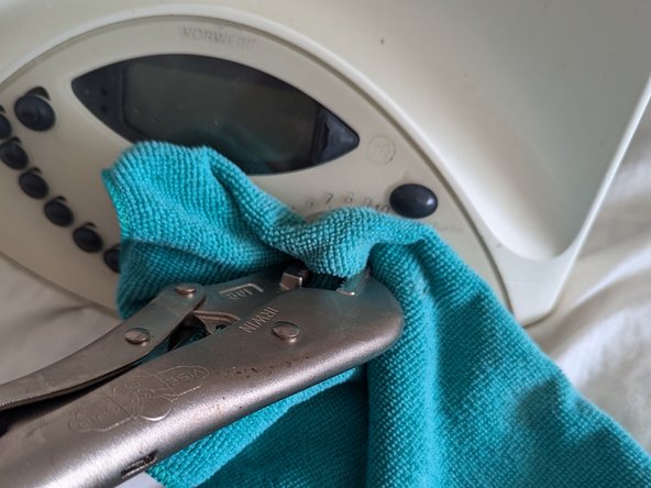 Thermomix TM31 Control Panel Replacement, Remove Knob: crwdns2935265:02crwdnd2935265:02crwdnd2935265:03crwdne2935265:0