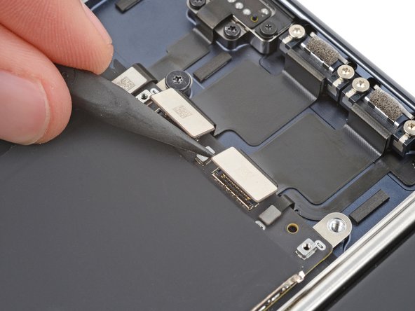 MacBook Air 15" 2024 Thunderbolt Ports Replacement, Disconnect the Thunderbolt ports: crwdns2935265:019crwdnd2935265:03crwdnd2935265:03crwdne2935265:0