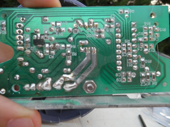 Rowenta AC6221 Teardown: crwdns2935265:07crwdnd2935265:02crwdnd2935265:02crwdne2935265:0