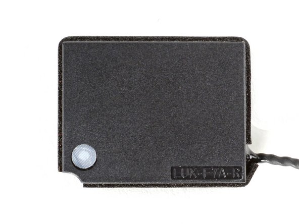 Steam Deck Speakers Replacement, Reassembly tip: crwdns2935265:034crwdnd2935265:02crwdnd2935265:02crwdne2935265:0