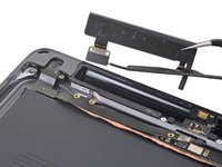 iPad 7 Cellular Antennas Replacement