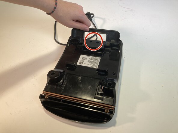 George Foreman GRS040BC Disassembly: step 12, image 1 of 2