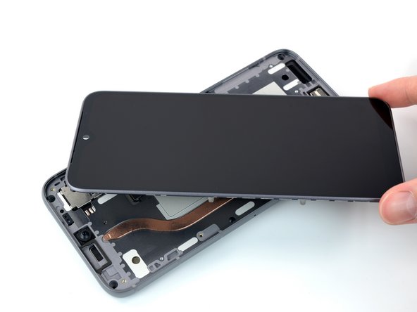 Fairphone 4 Screen Replacement, Flip the screen over: crwdns2935265:011crwdnd2935265:02crwdnd2935265:03crwdne2935265:0
