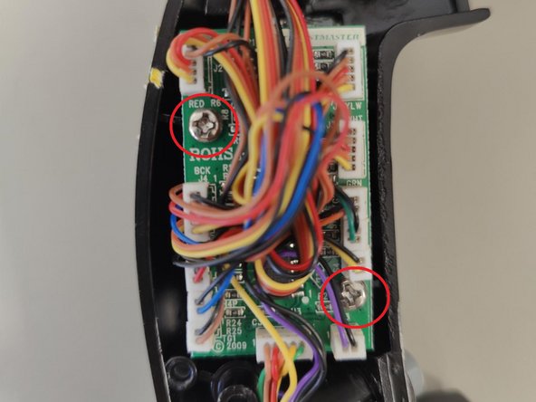 CMS Switch Replacement, Remove the connector: crwdns2935265:04crwdnd2935265:02crwdnd2935265:02crwdne2935265:0