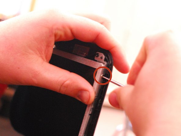 HP Pavilion G6-2249wm screen Replacement, Replacing the screws: crwdns2935265:09crwdnd2935265:02crwdnd2935265:02crwdne2935265:0