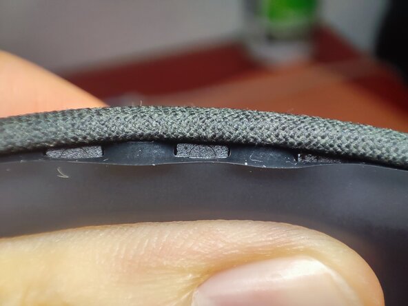Headband repair, Remove silicon cover: crwdns2935265:01crwdnd2935265:01crwdnd2935265:03crwdne2935265:0