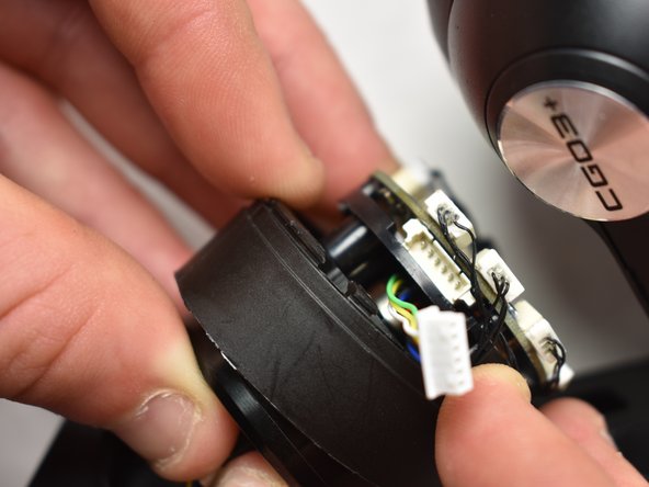 Yuneec Typhoon H Slip Ring Yaw Motor Replacement: crwdns2935265:010crwdnd2935265:02crwdnd2935265:02crwdne2935265:0